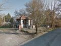 Събарят старата къща на улица „Патриарх Евтимий“ в парка