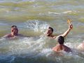 15 смели мъже ще се пробват да извадят кръста от Дунав на Богоявление