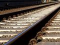 Машинисти спасиха лежащ на релсите в Русе 82-годишен мъж