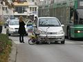 Шофьорка удари жена с колело на зебра