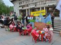 Пъстра работилничка събра над 100 деца на площад „Свобода“