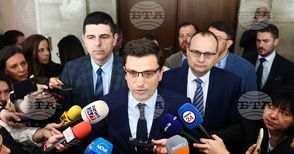 Внесохме проект на решение за временна комисия за изчезналата пътна карта за "Турски поток", каза депутатът от ПП-ДБ Венко Сабрутев