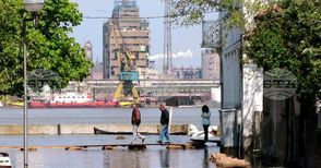 Дунав залива 40 обществени, жилищни и промишлени постройки в ниската част на Никопол на 15 април 2006 г.