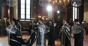 Преждеосвещена литургия беше отслужена от епископ Поликарп в столичния храм "Св. Николай Софийски"