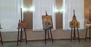 Изложба, посветена на местния храм "Св. Николай Мирликийски Чудотворец", откриха в Тутракан