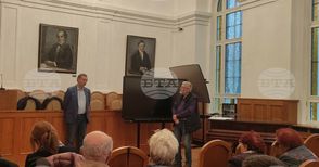 Новият исторически роман "Гайдарят" на дипломата Светлозар Панов бе представен в Габрово