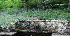 Водата от четири обществени чешми в Шумен е с отклонения по микробиологични показатели и не следва да се ползва за пиене