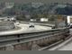 Трафикът на участък от магистрала "Тракия" ще се осъществява само в изпреварващата лента заради частични ремонти на настилката