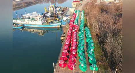 Нови плаващи знаци подобряват видимостта в река Дунав