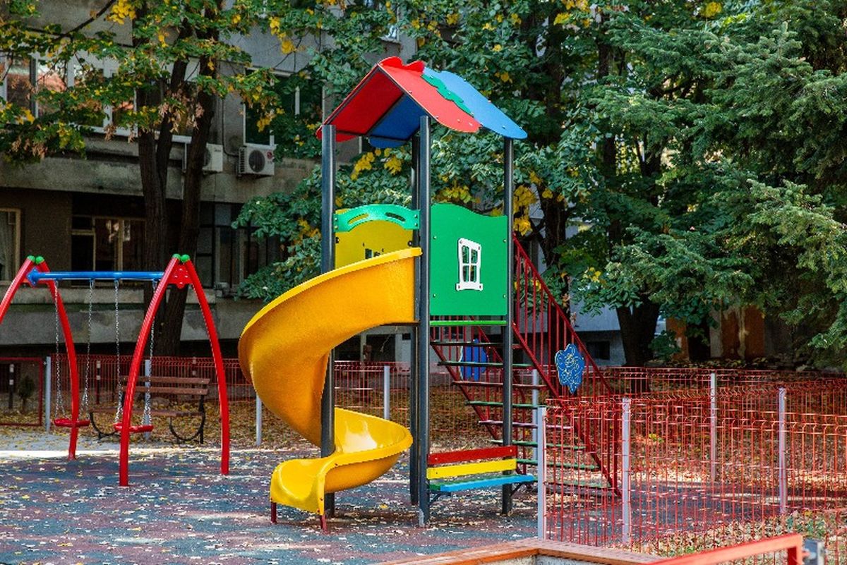 24 детски площадки са изцяло обновени, 16 се ремонтират