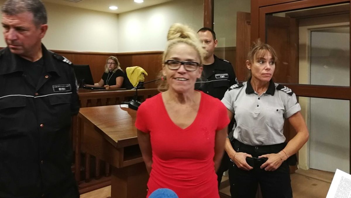 Спецсъдът пусна под домашен арест Десислава Иванчева