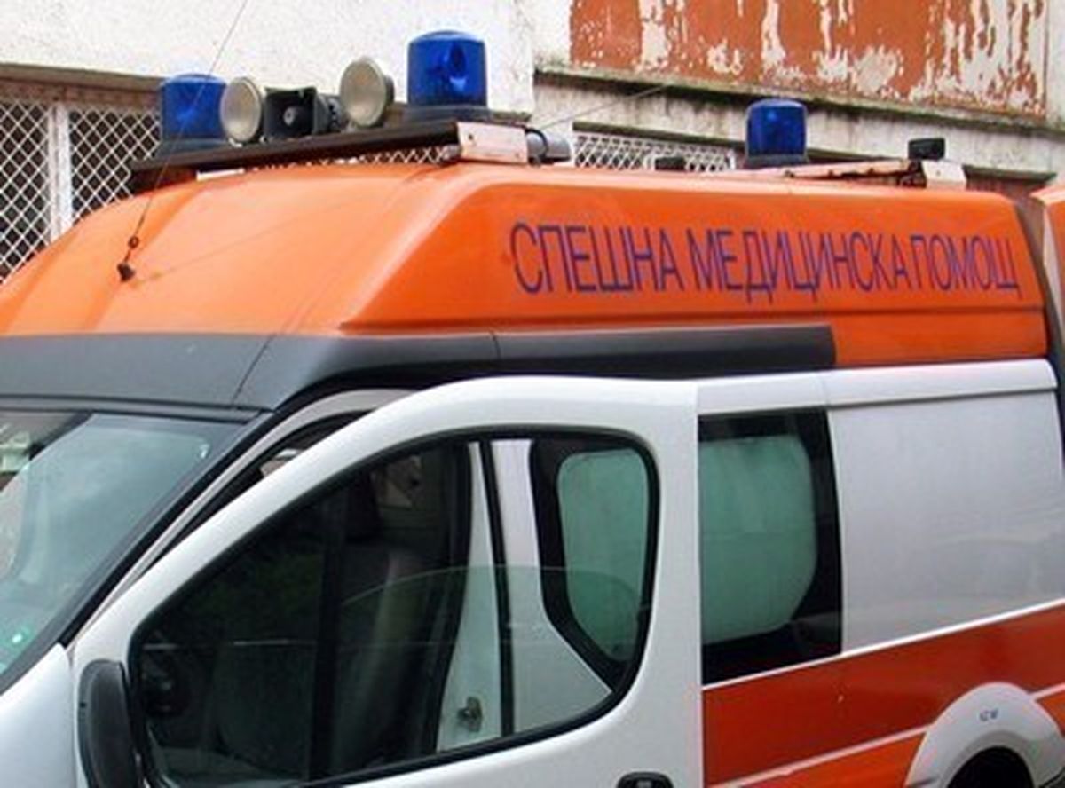 8-годишно в тежко състояние, поразено от волтова дъга в силистренско село