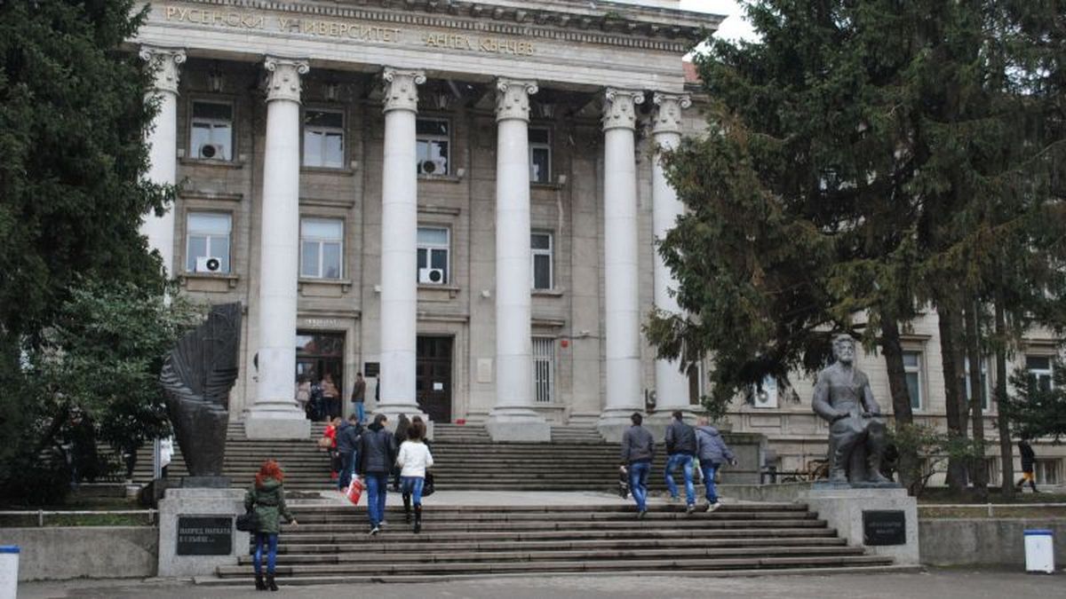 Създават Френски център в Русенския университет