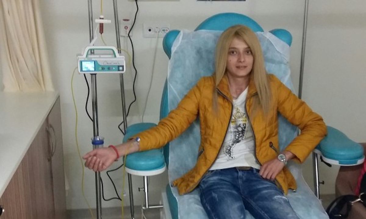 В битка с болестта: Да подадем ръка на Ивелина!
