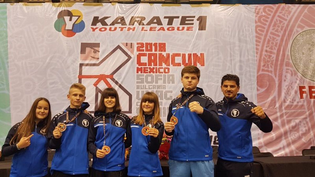 Четири медала за България на Световната младежка карате лига в Мексико