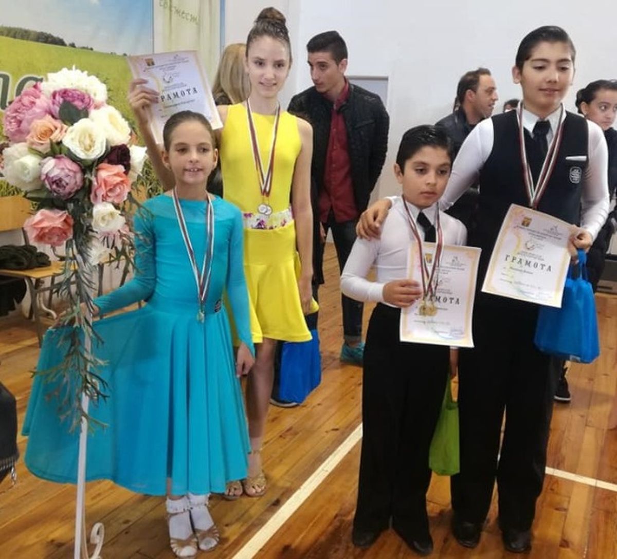 Танцьорите на „Фламинго“ с призови места в Чирпан