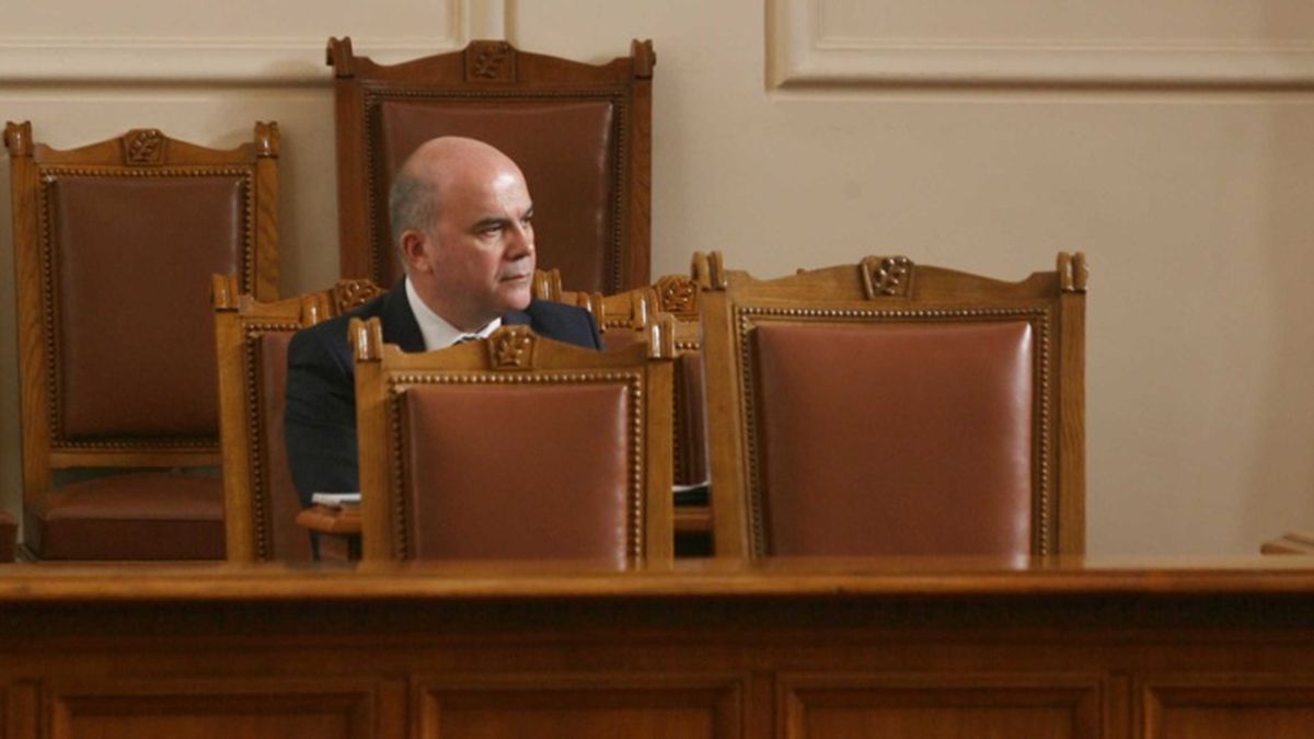 Бисер Петков: Осигурителната система не търпи прекалено политическо вмешателство