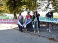 Протестиращите за чист въздух застават до демонстрантите срещу хлора преди 30 години