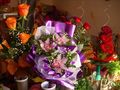 Данъчните запечатват два магазина за цветя за нарушения около 8 март