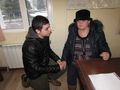 Майката на бит от общински съветник младеж търси помощ от Цветан Цветанов