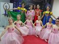 Балерините от „Инфанти“ изкушават ученици с изкуството на танца