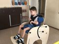 Нов терапевтичен стол помага на децата в център „Милосърдие“