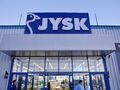 JYSK набира персонал, отваря през декември