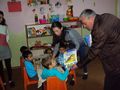 Кметът на Две могили зарадва с книжки децата за Деня на християнското семейство
