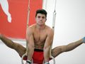 Гимнастик от САЩ с картотека на „Акро“ печели медал на Световната купа