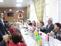 Пенчо Милков подари икона на  пенсионерите в Червена вода