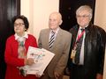 Военният министър зарадва с орден 100-годишния ветеран Васил Петров