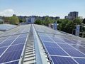 Слънчева централа на покрива захранва с ток „Мегахим“