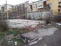 Разбита спортна площадка в „Чародейка“ плаче за ремонт