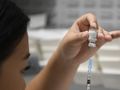 „Канев“ имунизира днес без записване, „Медика“ изследва с PCR и през уикенда
