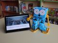 Роботът Марти ще помага на децата да програмират игри