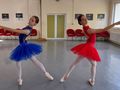 Щедро дарение за 15 септември получиха балетните класове в Училището по изкуствата