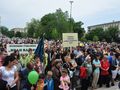 И туристи от Европа се вляха  в шествието за българските букви