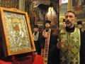 Чудотворната икона „Достойно eсть“ четири дни благославя русенци