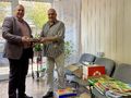 Данъчните дариха 200 книги на изгорялото читалище в Кубрат