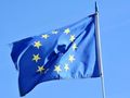 Антиевропейската реторика ескалира до рязане на знамена на ЕС в Русе