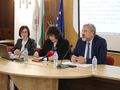 6 специалности повече, но 7 паралелки по-малко в горния курс наесен