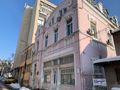 Вековната сграда на Българска търговска банка тръгва към връщане на стария си блясък