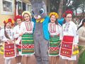 Голям великденски заек стана звезда на пъстър празник в Щръклево