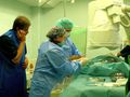 Професори от Европа правят уникална операция в „Медика“