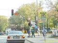Нов режим на светофара отпушва кръстовището при пазара