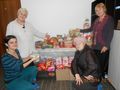 Пенсионери от Новград зарадваха децата в дом „Вяра“ с подаръци