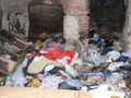Клошарката в руините на Четвърта поликлиника запали пореден пожар