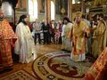 Владиката Наум ръкоположи дякон на литургията в храм „Св.Георги“