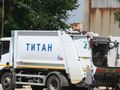 Работник падна от камион на „Титан“ в движение