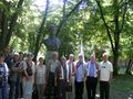 Русенци се поклониха и пред  паметника на Ботев в Букурещ